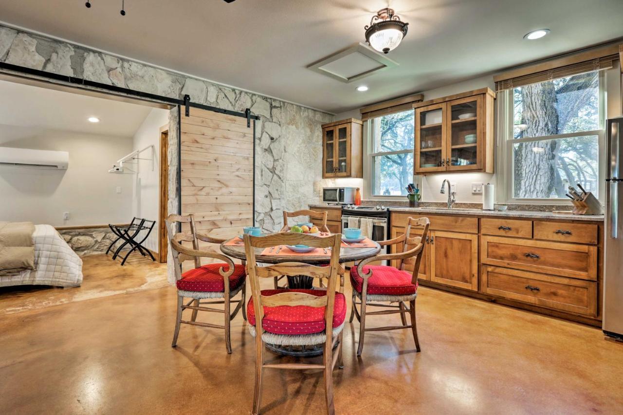 Blanco Riverfront Historic Home, 3 Mi To Downtown! Exterior foto